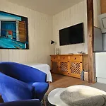 2 Nahe Blauen Wunder * دريسدن