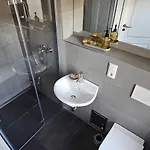 2 Nahe Blauen Wunder شقة *