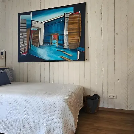 2 Nahe Blauen Wunder Apartment *