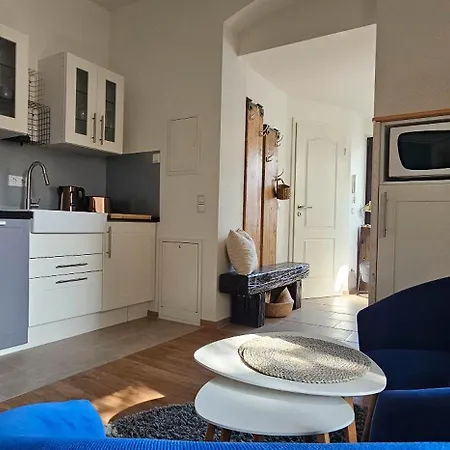 2 Nahe Blauen Wunder Appartement *