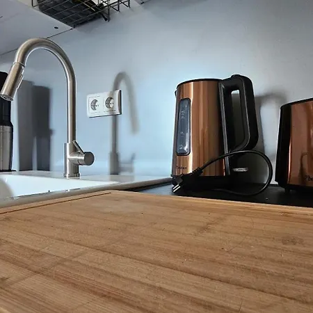 2 Nahe Blauen Wunder 公寓 *