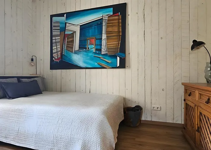 2 Nahe Blauen Wunder Appartement *